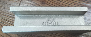 حفارة دلو المحرك Grader 140g ، 140H ، 120H ، 120G ، 120K Cooper Alumoy Aluminium Parts Bulder Bolldozer Strip 60581-01400