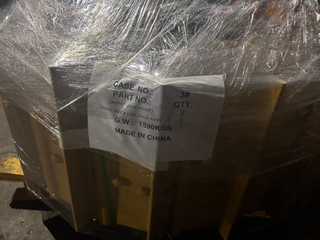 كوماتسو D65PX TRACK GUARD للجرافة