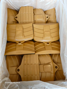 غطاء شفة دلو الحفار F70 LSRH